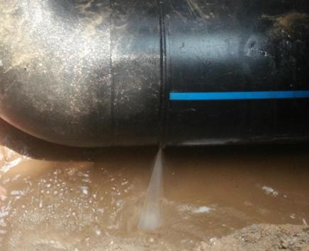 汉南楼顶渗水维修公司为大家分享下汉南卫生间漏水维修修补技术!